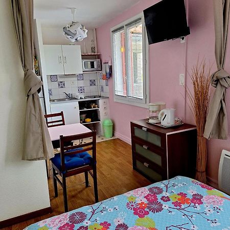 Studio Tout Confort A 300 M Des Thermes Cazaubon Exterior photo